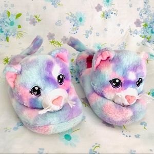 FREE* Build-A-Bear Girls Plush Kitty Cat Slippers